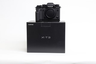 Fuji X-T3 with SmallRig hand grip, Battery Grip 3x W126s Batteries